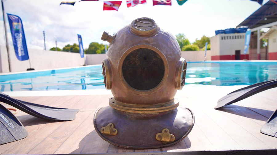Governo inaugura piscina semiolímpica para treinamentos dos bombeiros