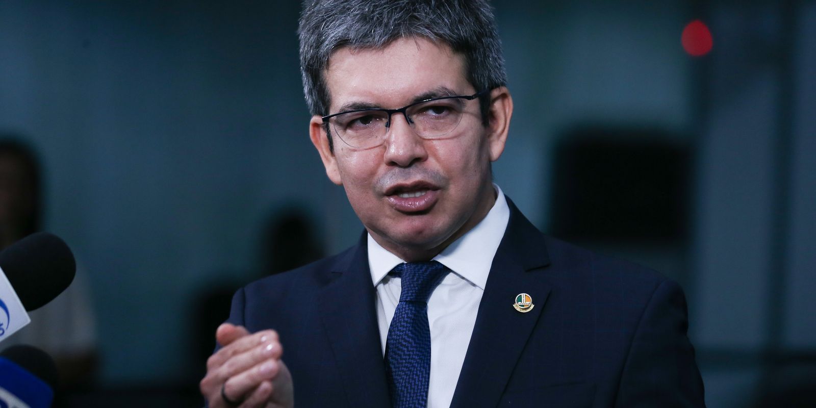 Randolfe: governo quer integrar polícias e penas duras contra facções