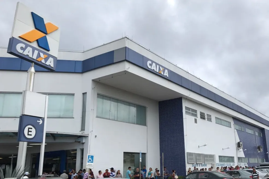 Caixa mantém abertas inscrições para concurso com salários de até R$ 16,4 mil