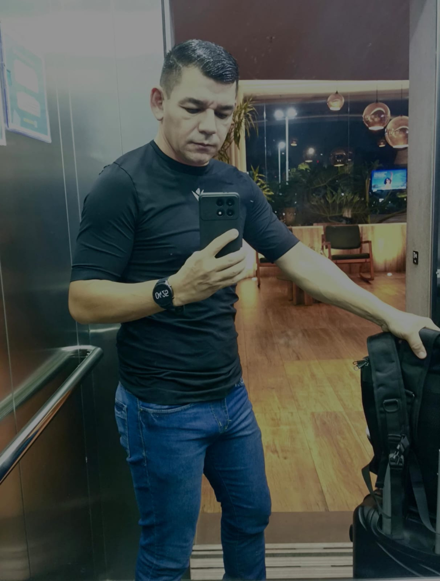 Alex Sandro Quadros Thomé é o primeiro árbitro roraimense profissional da história do futebol brasileiro 