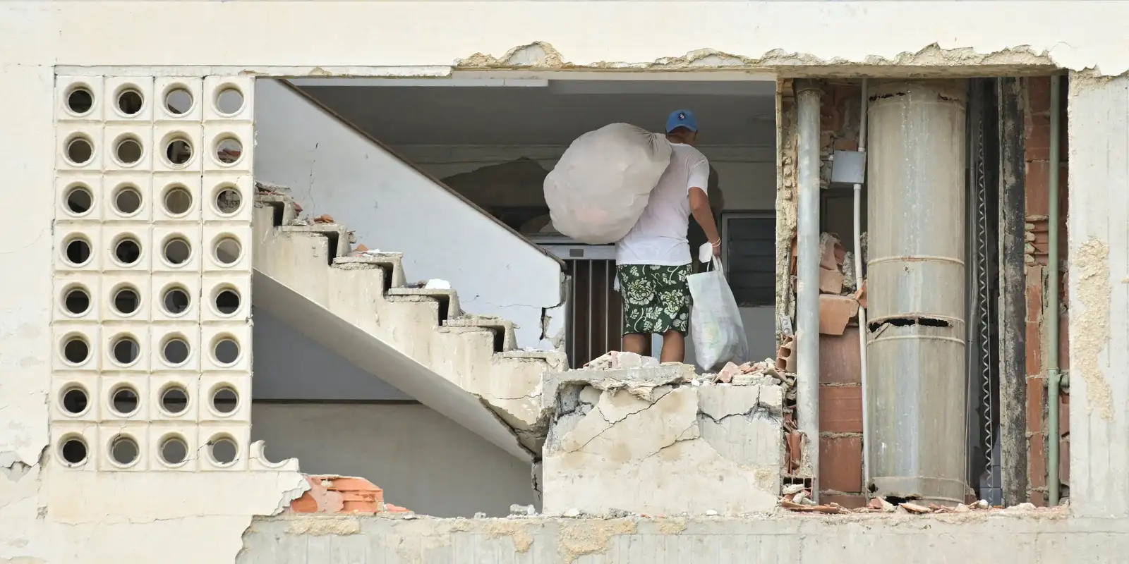 Número de mortos em terremotos na Venezuela se aproxima de 1,5 mil