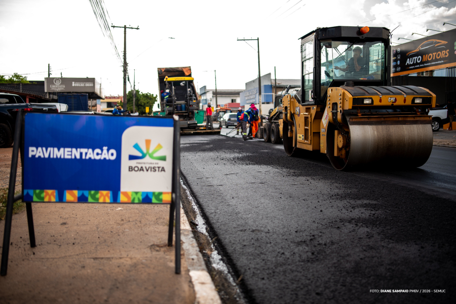 Prefeitura inicia recapeamento de 2 km da avenida Mário Homem de Melo