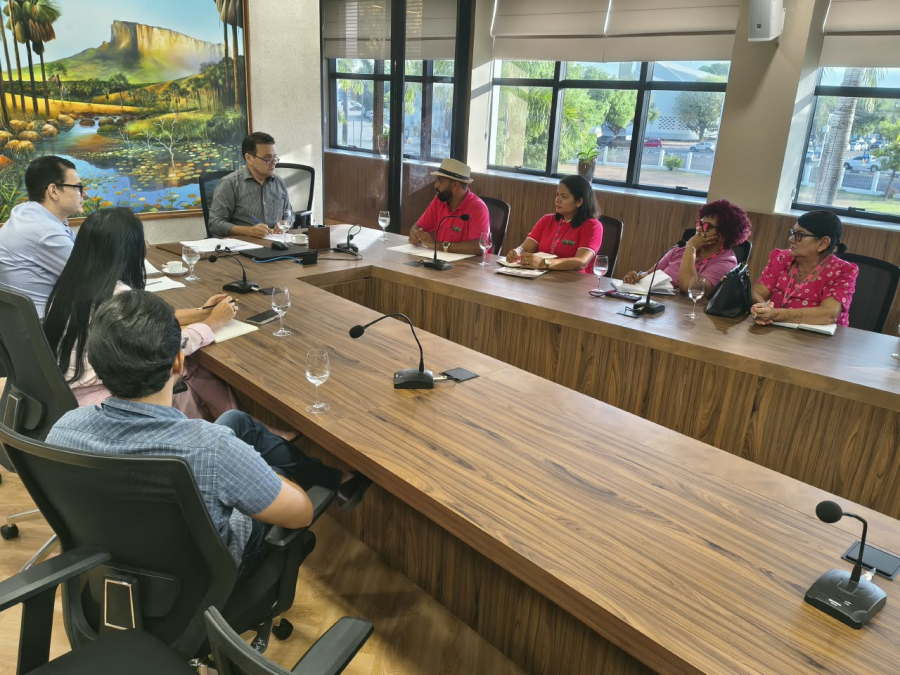 Governo de Roraima e Sinter discutem mudanças no plano de carreira da Educação